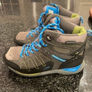 Karrimor hiking boots.  EUC